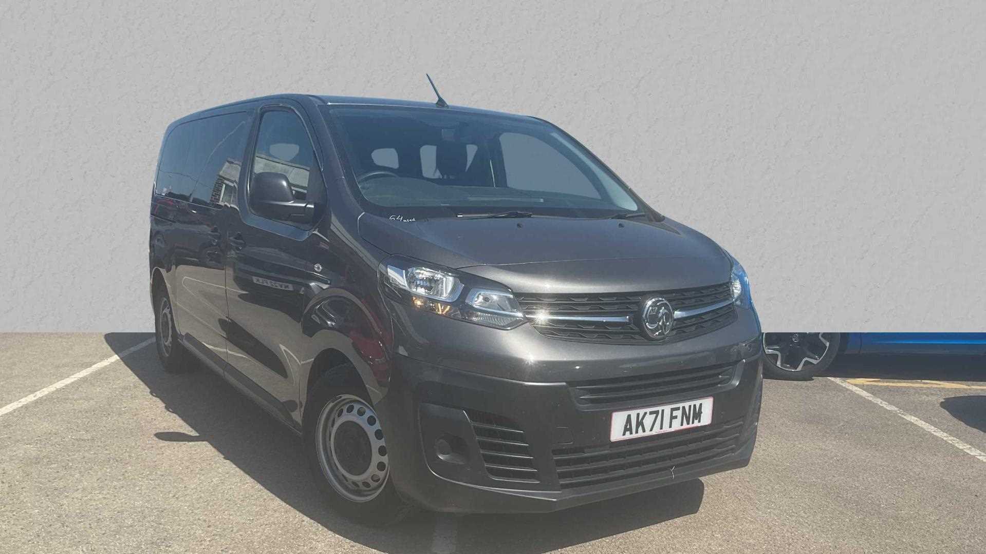 Main listing image - Vauxhall Vivaro Life
