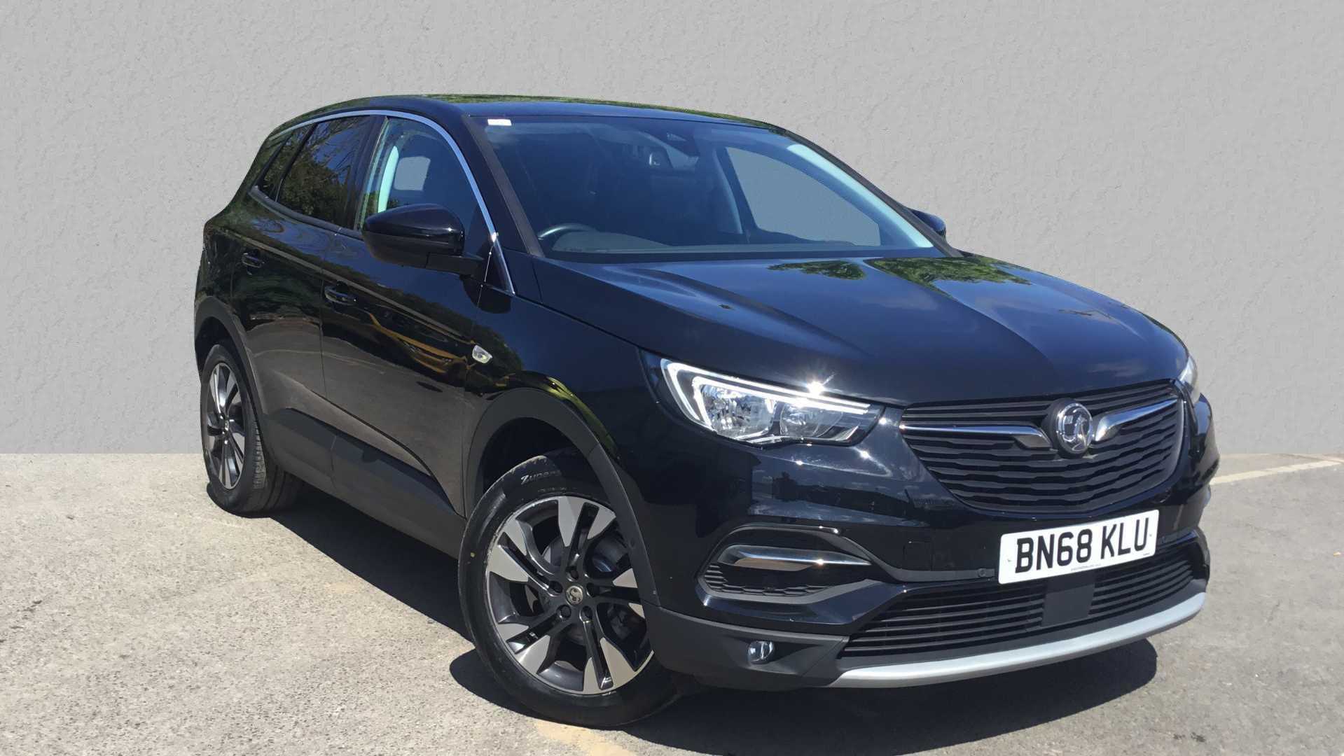 Main listing image - Vauxhall Grandland X