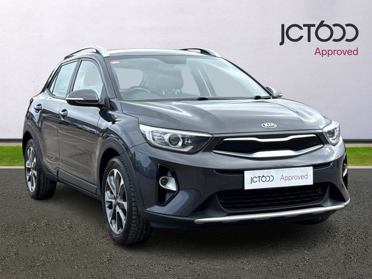 Main listing image - Kia Stonic