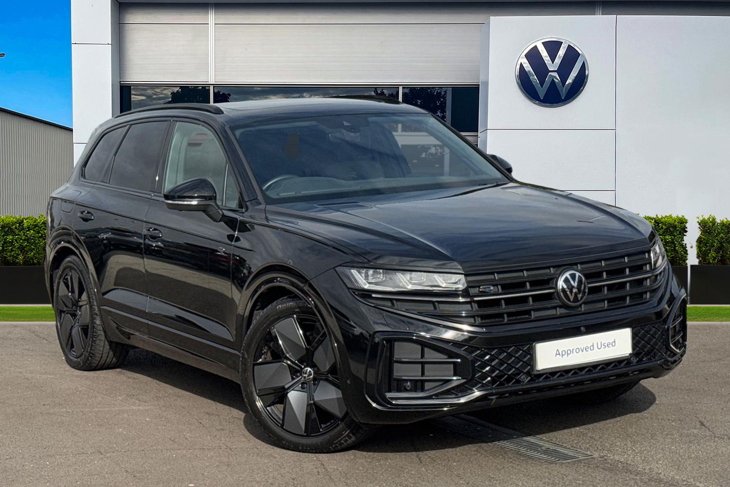Main listing image - Volkswagen Touareg
