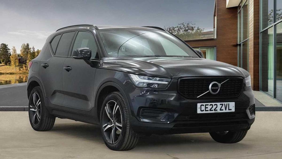Main listing image - Volvo XC40