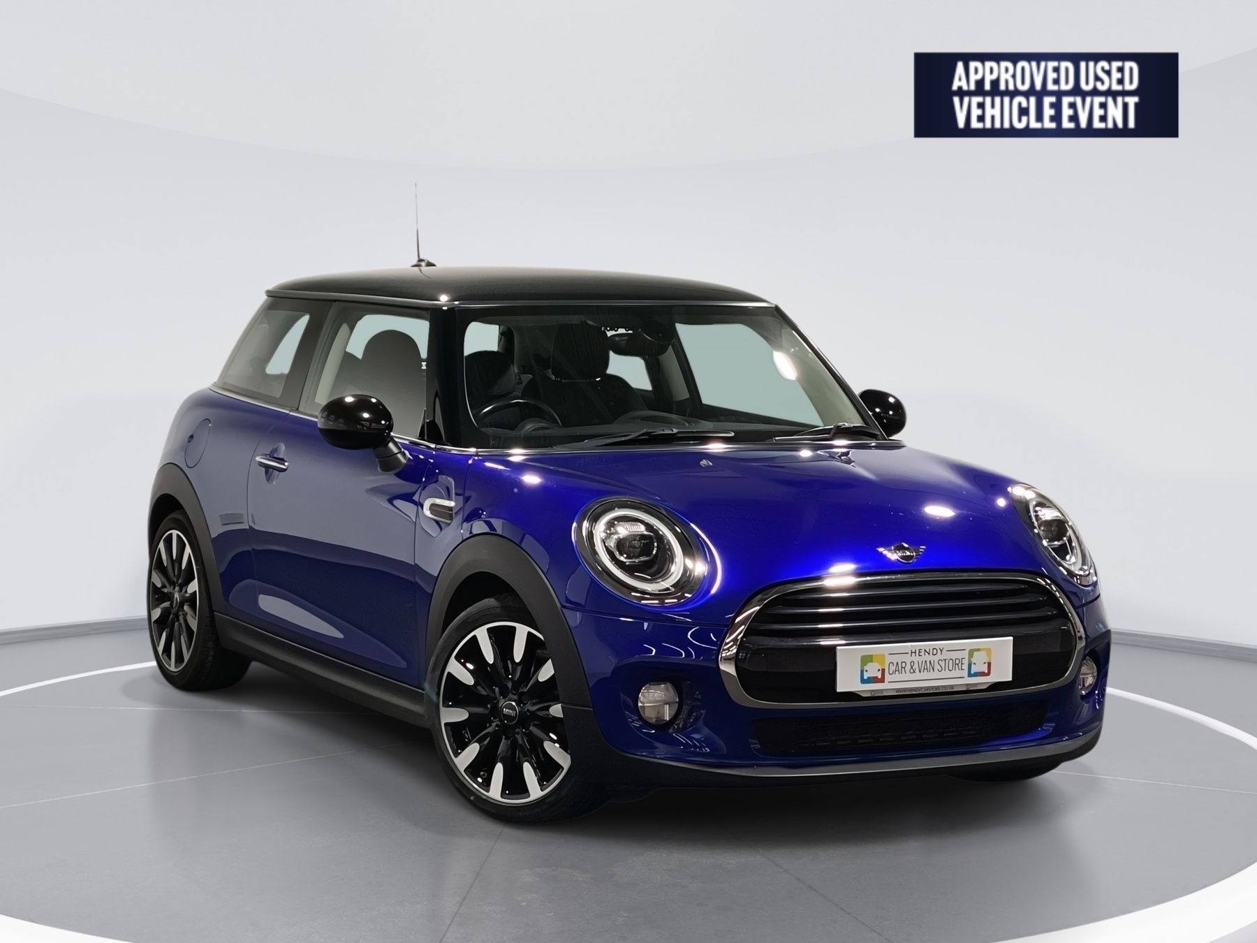 Main listing image - MINI Hatchback