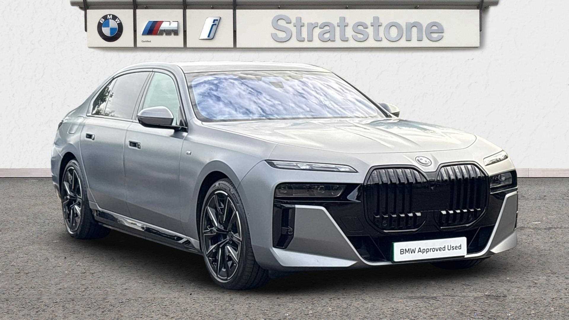 Main listing image - BMW i7