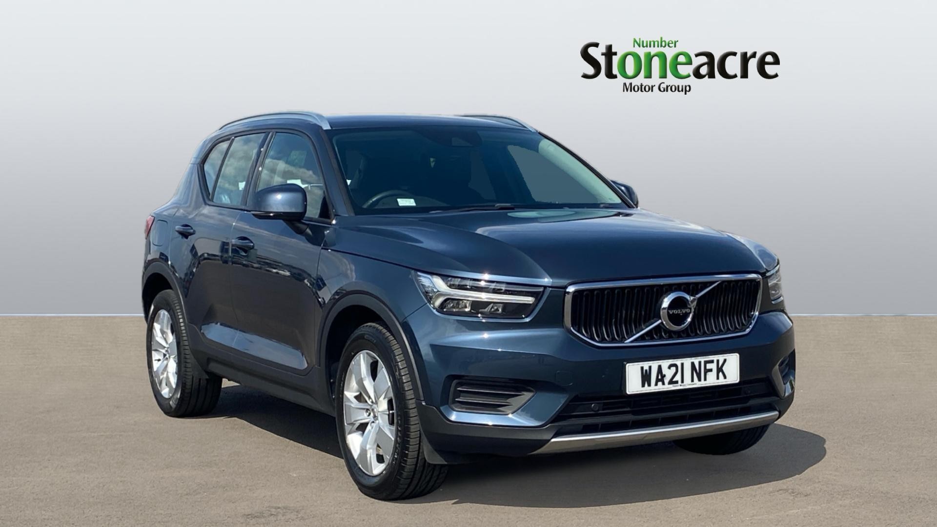 Main listing image - Volvo XC40