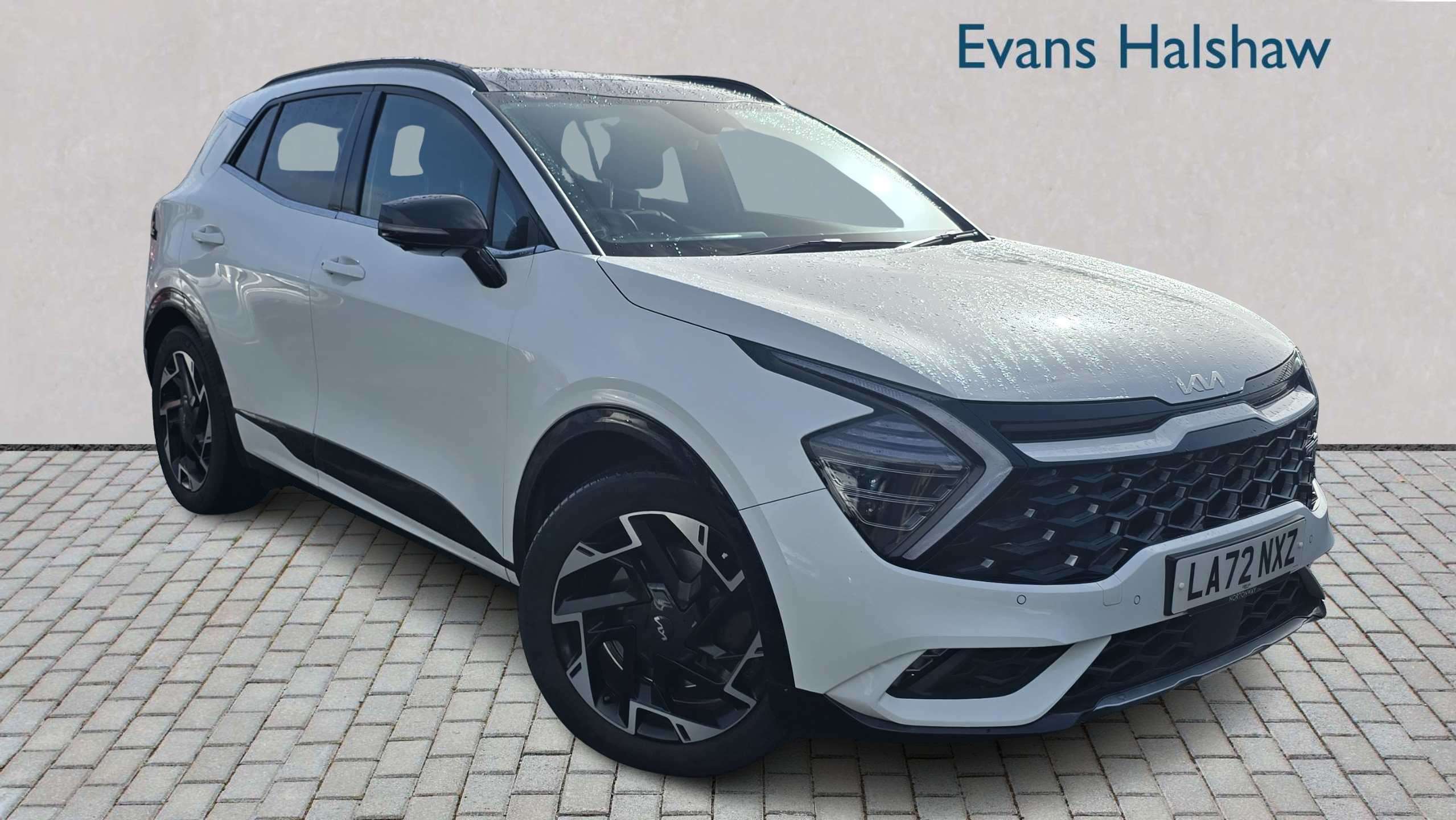 Main listing image - Kia Sportage