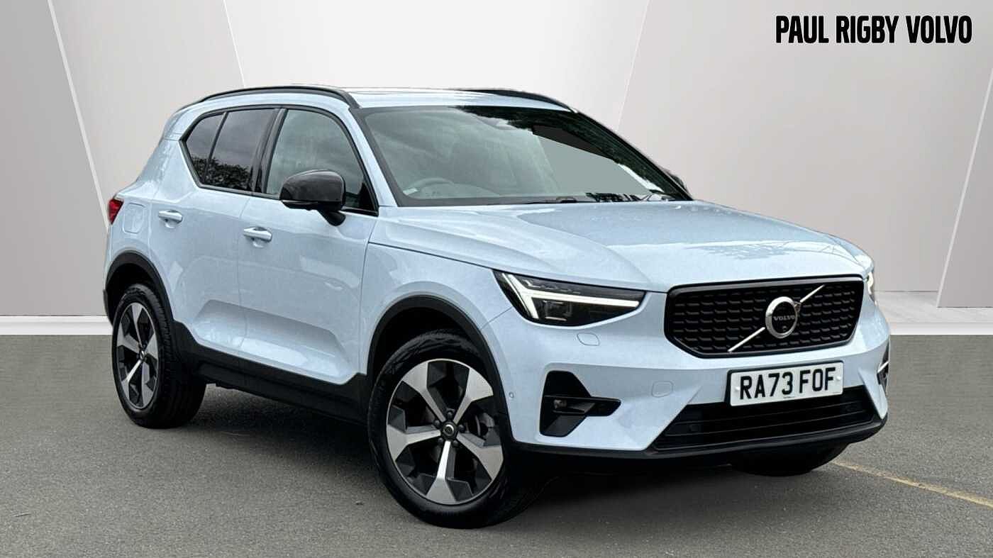 Main listing image - Volvo XC40