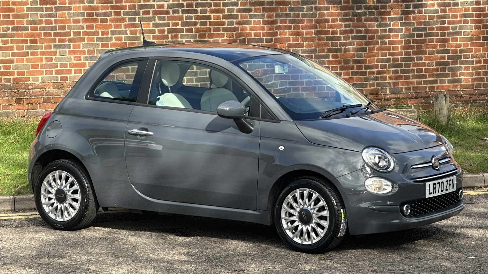 Main listing image - Fiat 500