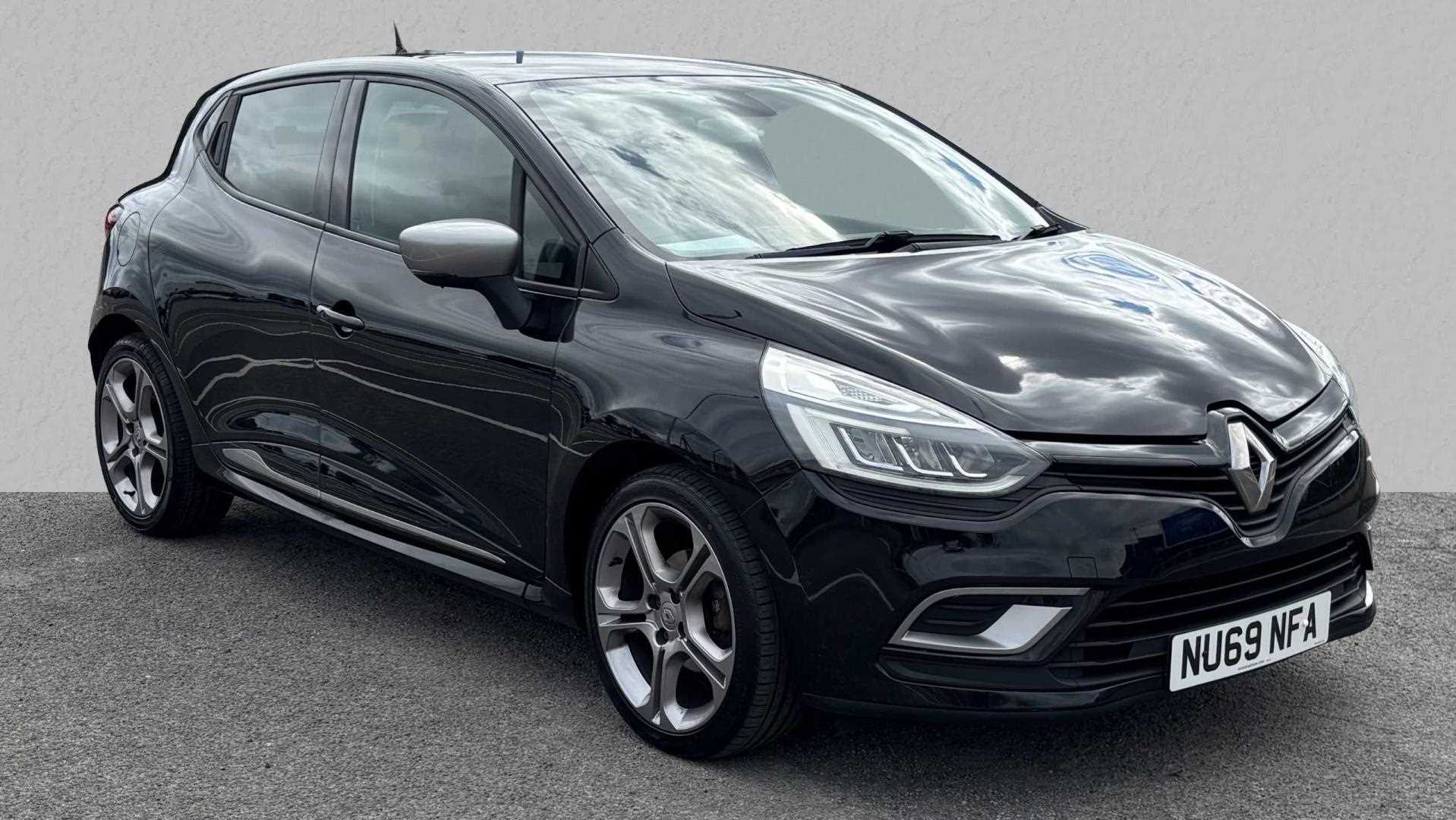 Main listing image - Renault Clio
