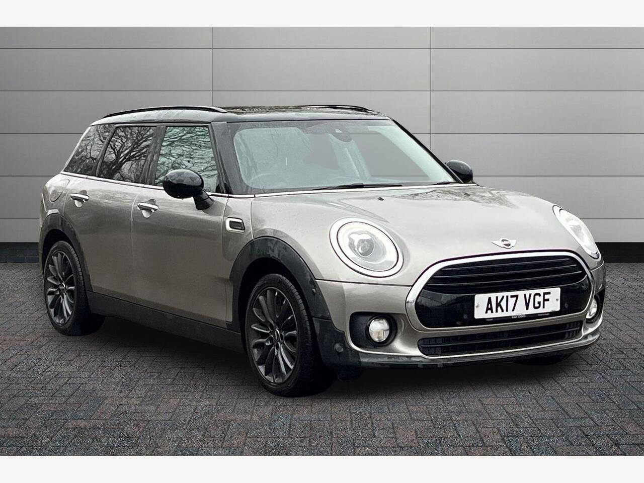 Main listing image - MINI Clubman