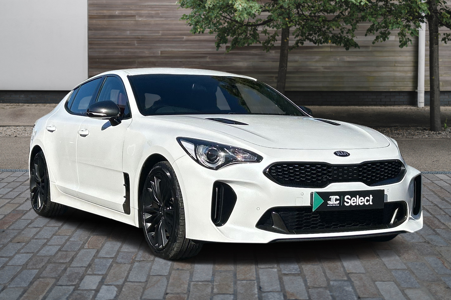 Main listing image - Kia Stinger