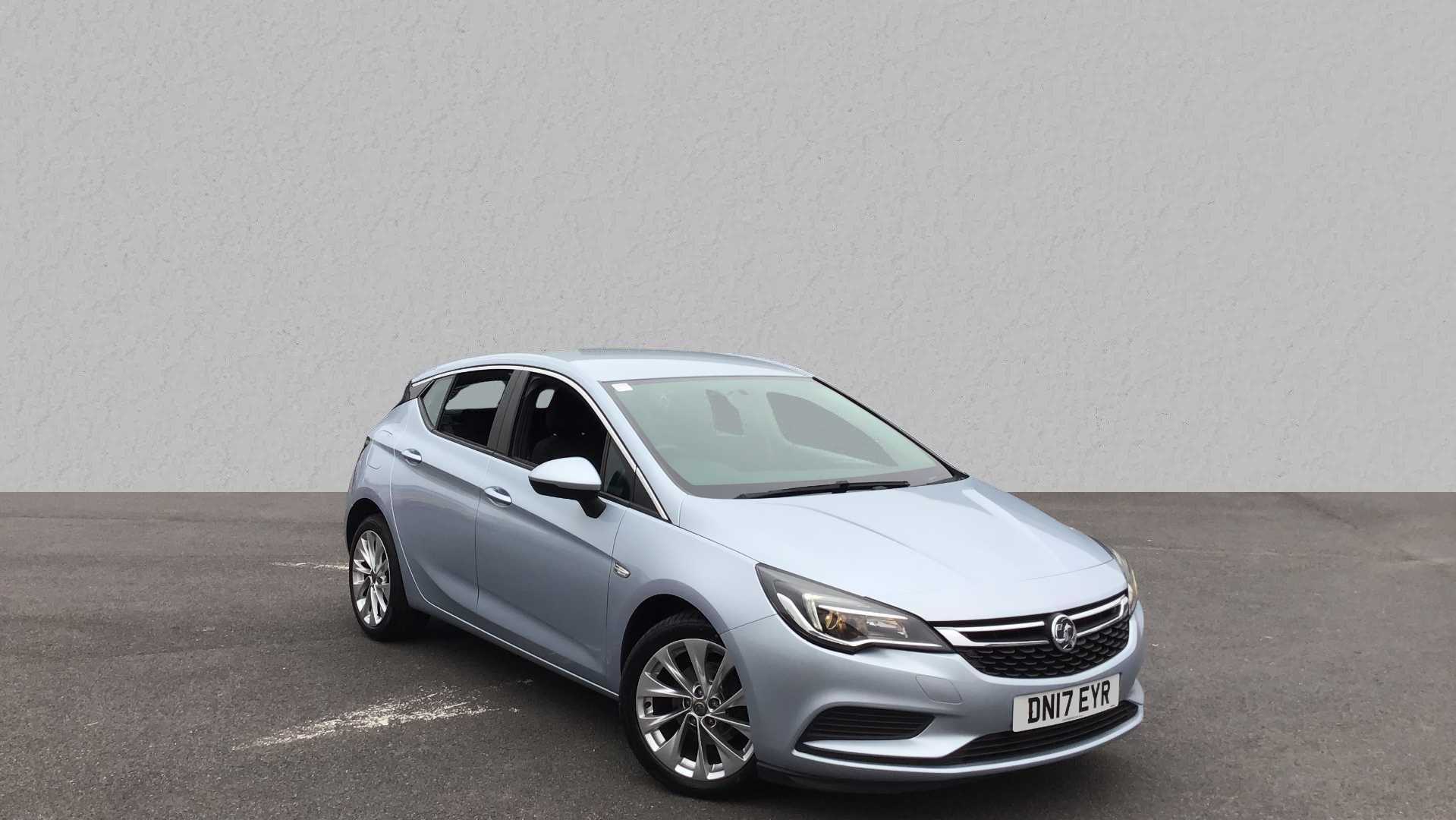 Main listing image - Vauxhall Astra