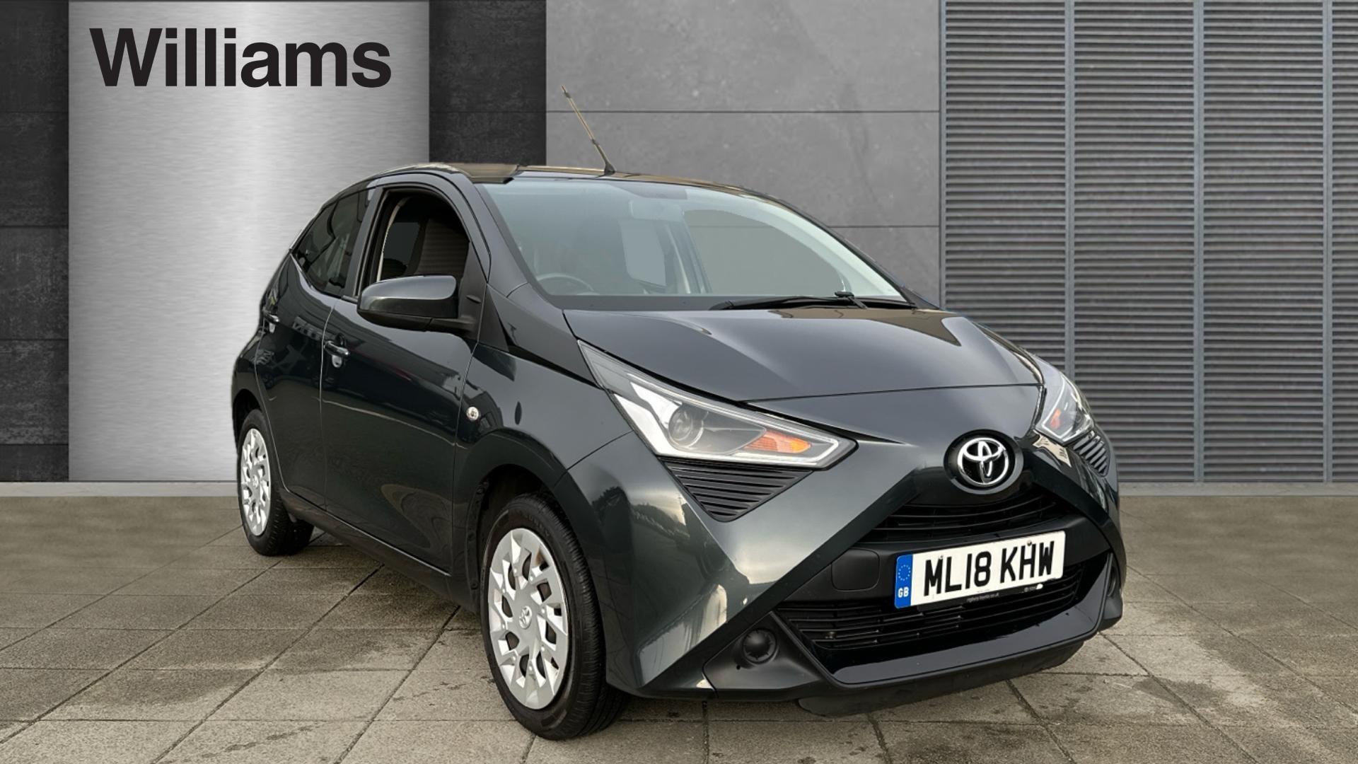 Main listing image - Toyota Aygo