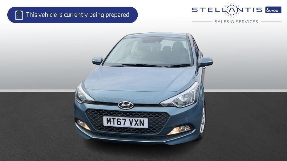 Main listing image - Hyundai i20