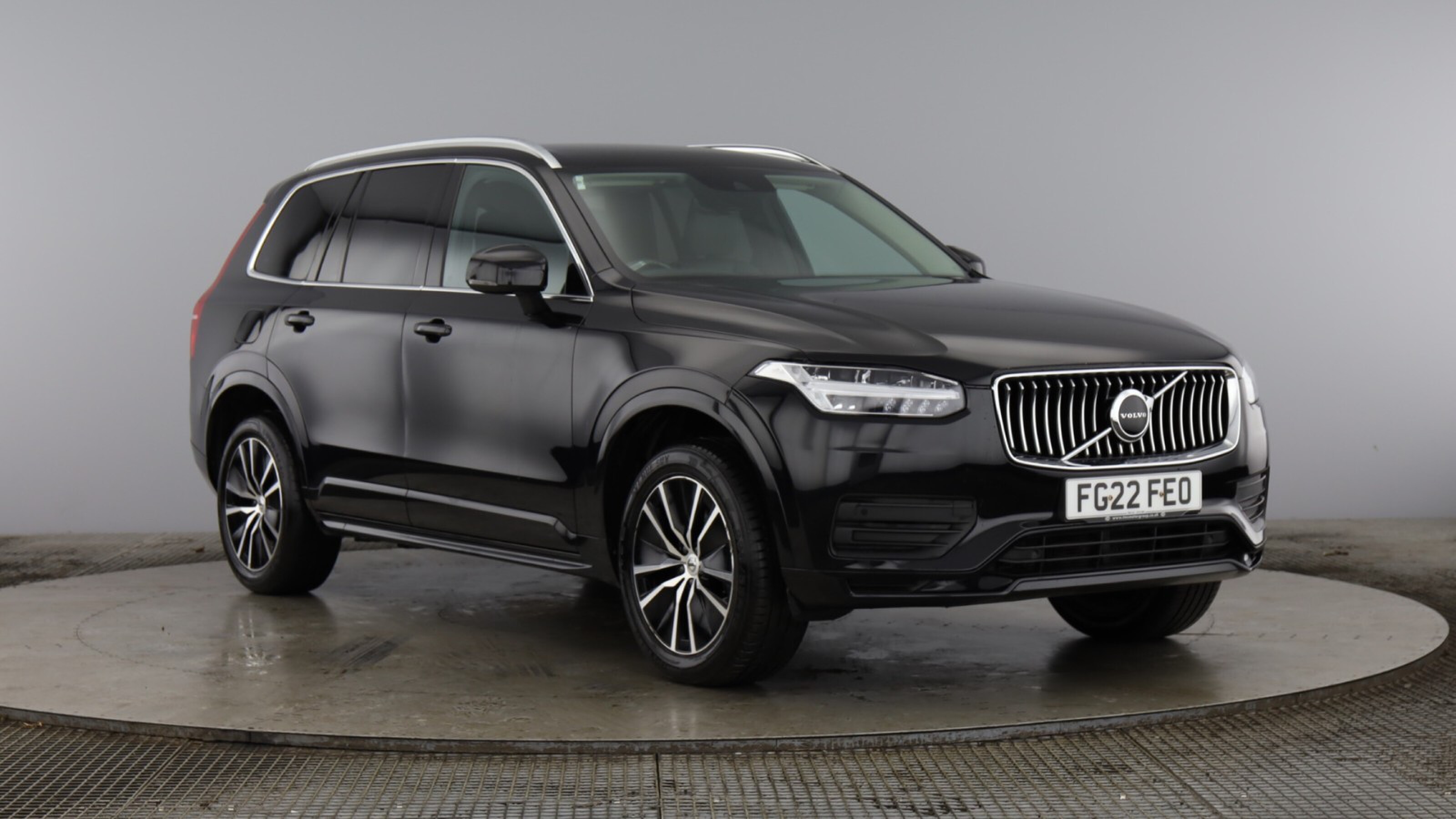 Main listing image - Volvo XC90
