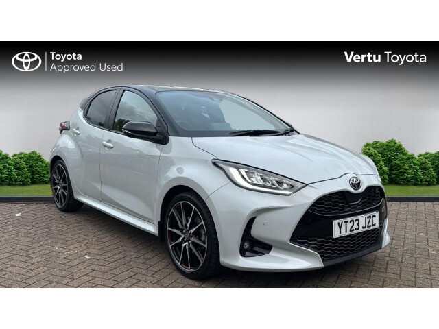Main listing image - Toyota Yaris