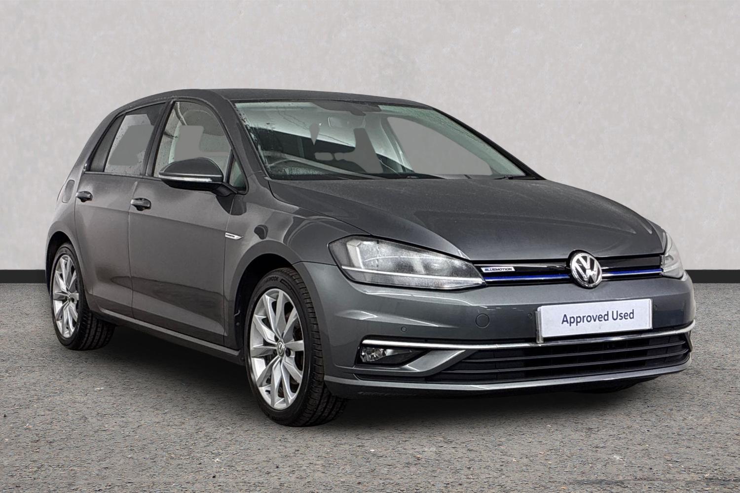Main listing image - Volkswagen Golf
