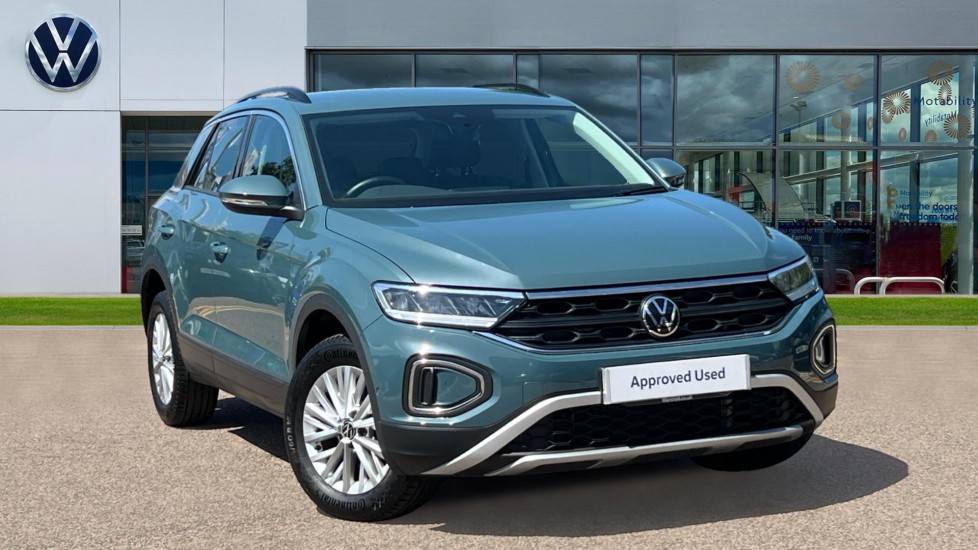 Main listing image - Volkswagen T-Roc
