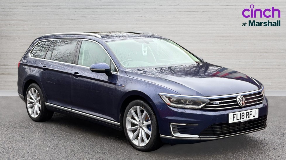 Main listing image - Volkswagen Passat GTE