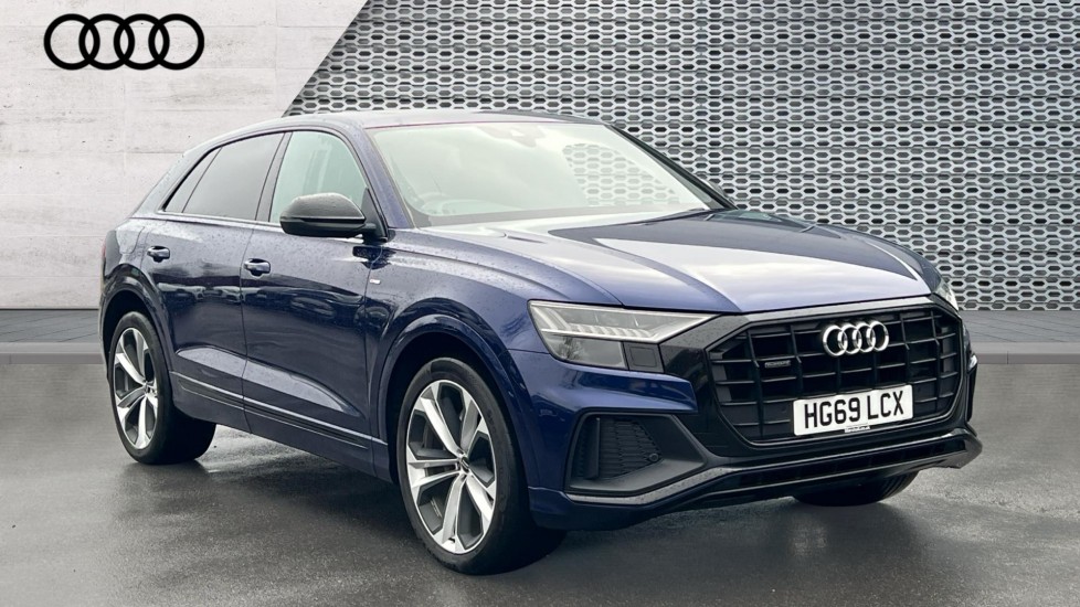 Main listing image - Audi Q8