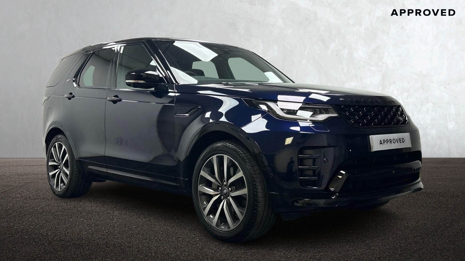 Main listing image - Land Rover Discovery