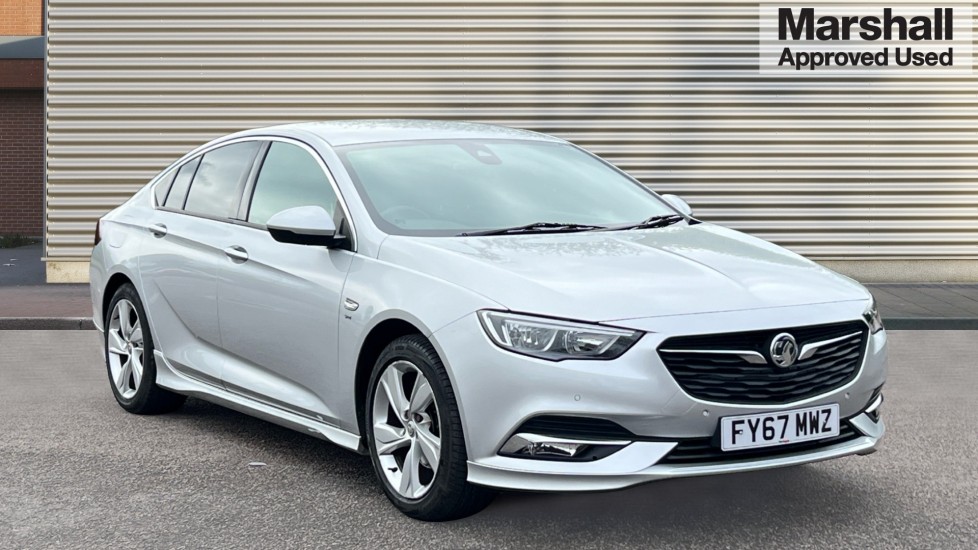 Main listing image - Vauxhall Insignia