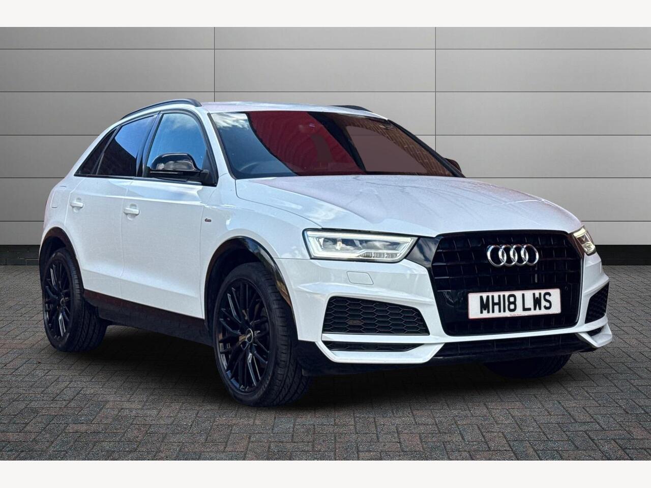 Main listing image - Audi Q3