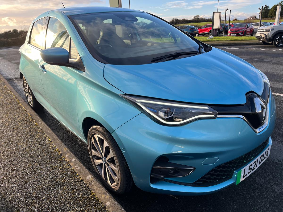 Main listing image - Renault Zoe