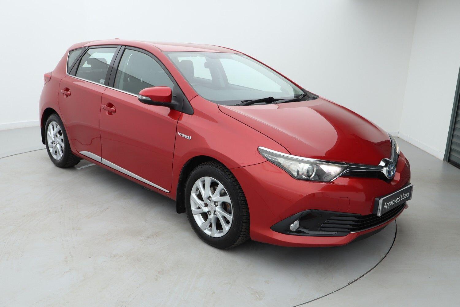 Main listing image - Toyota Auris