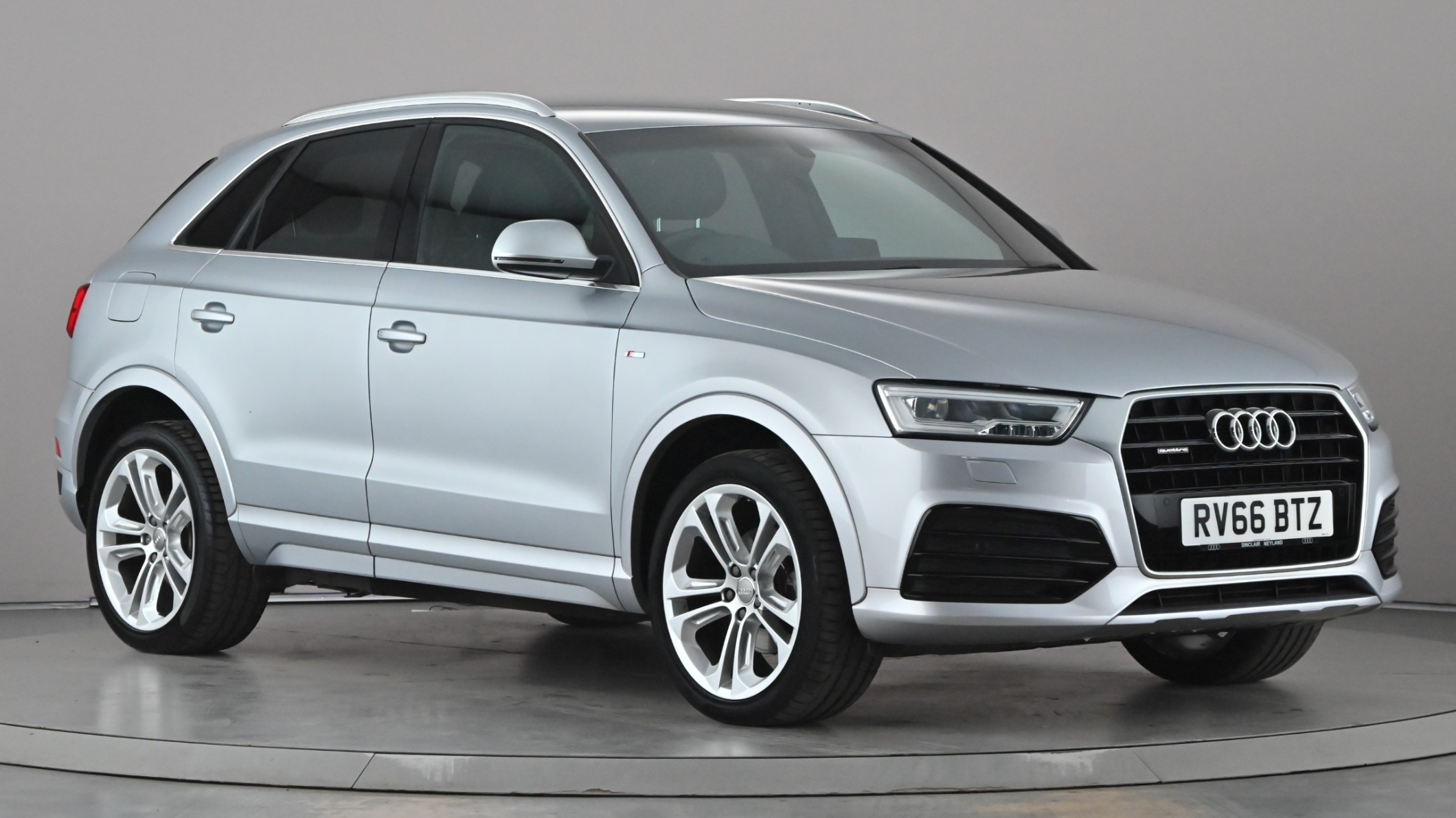 Main listing image - Audi Q3