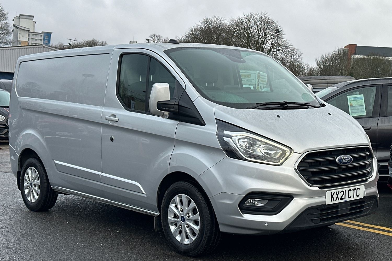 Main listing image - Ford Transit Custom