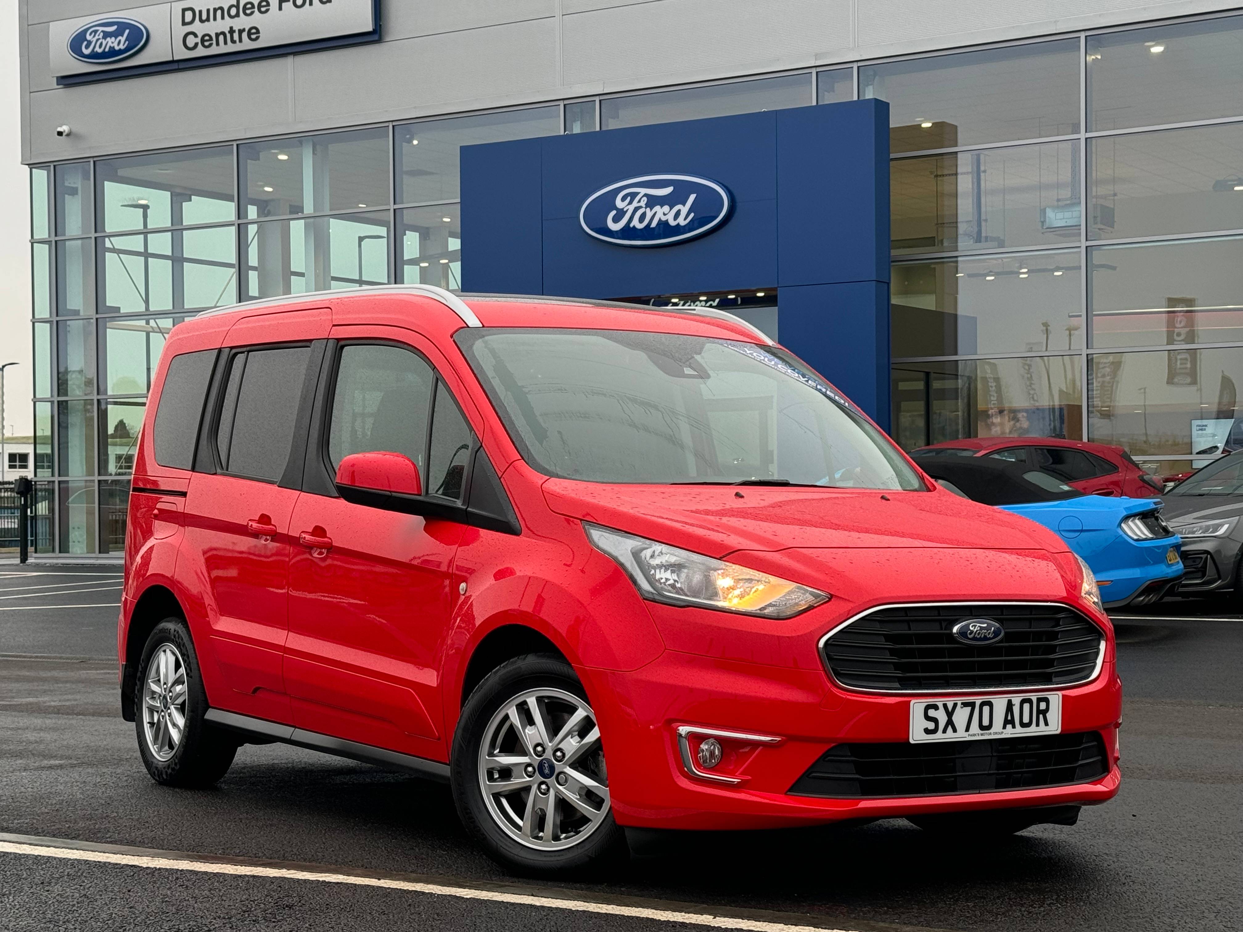 Main listing image - Ford Tourneo Connect