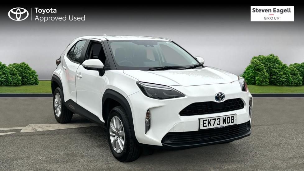 Main listing image - Toyota Yaris Cross