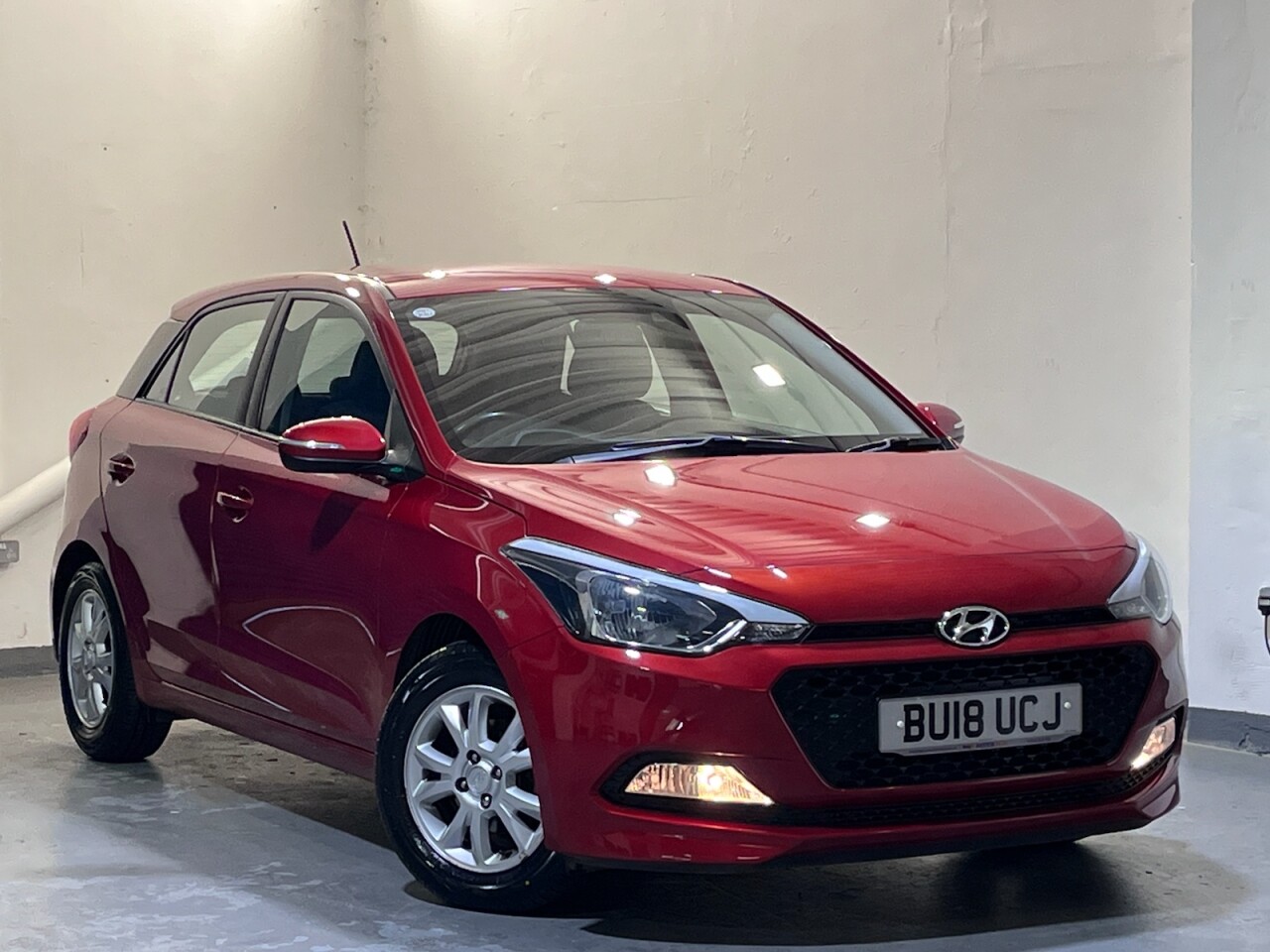 Main listing image - Hyundai i20