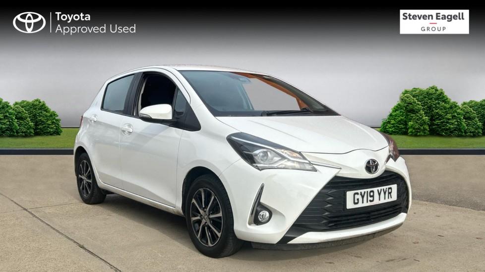 Main listing image - Toyota Yaris