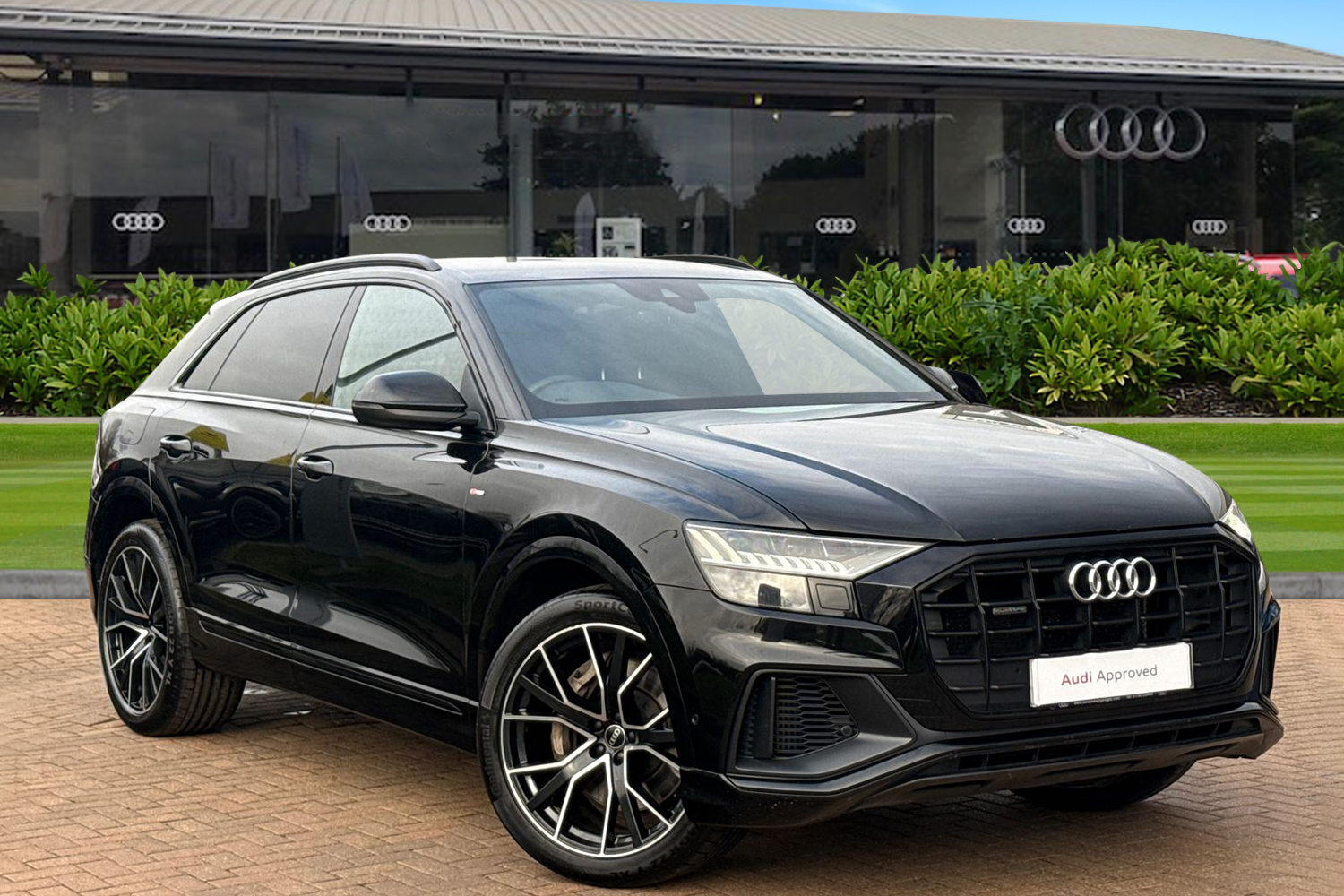 Main listing image - Audi Q8