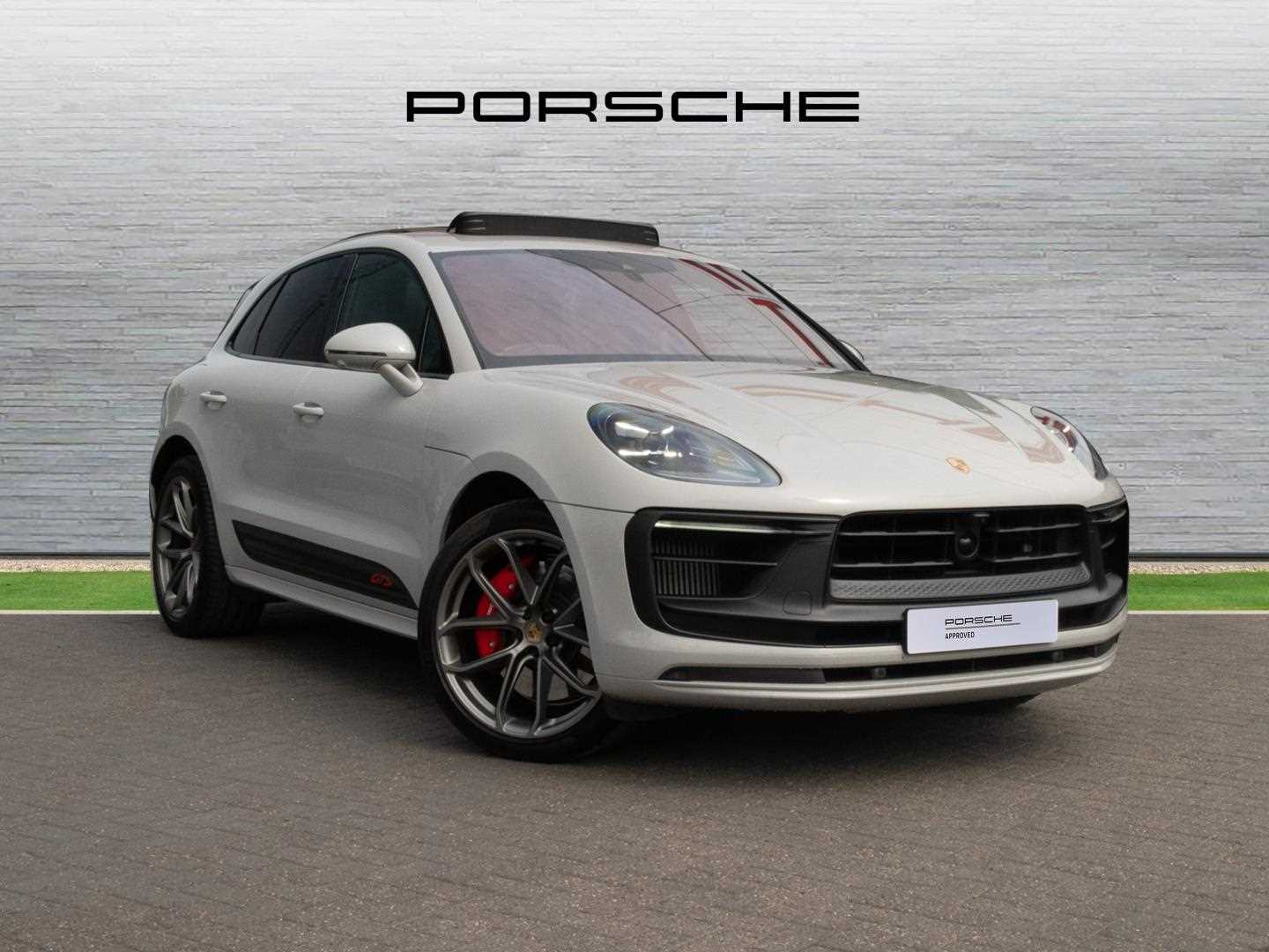 Main listing image - Porsche Macan