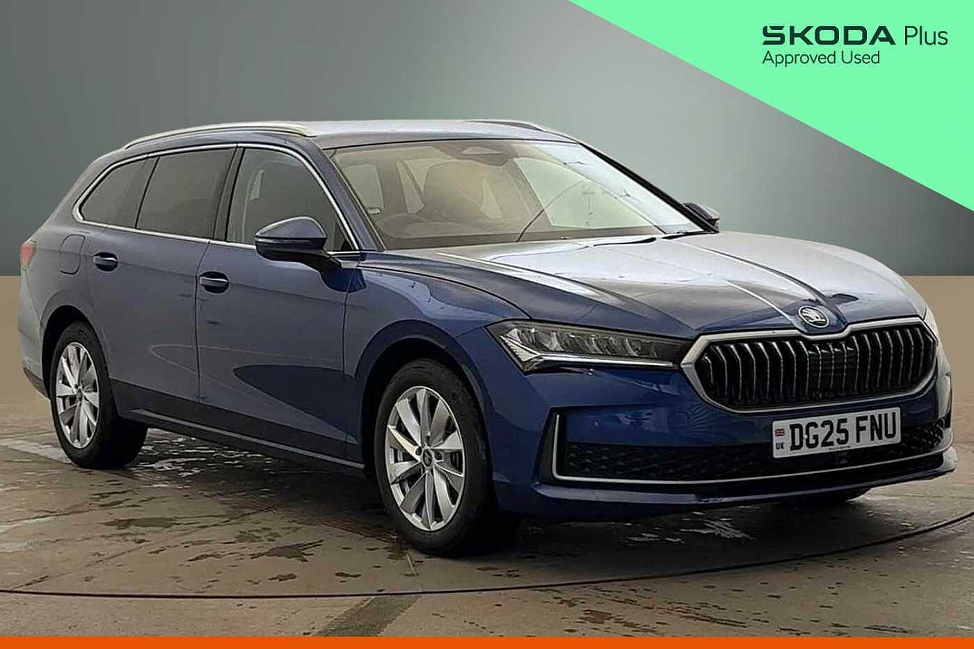 Main listing image - Skoda Superb Estate