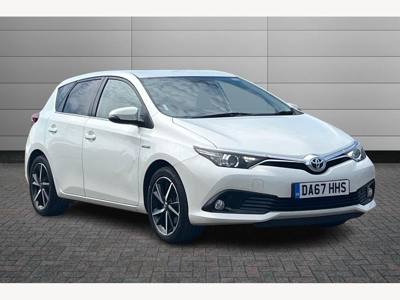 Main listing image - Toyota Auris
