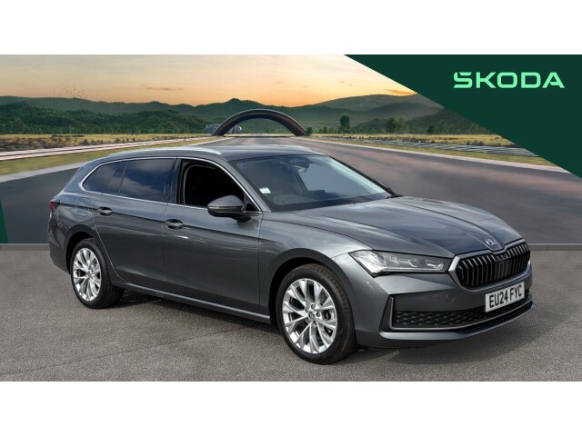 Main listing image - Skoda Superb Estate