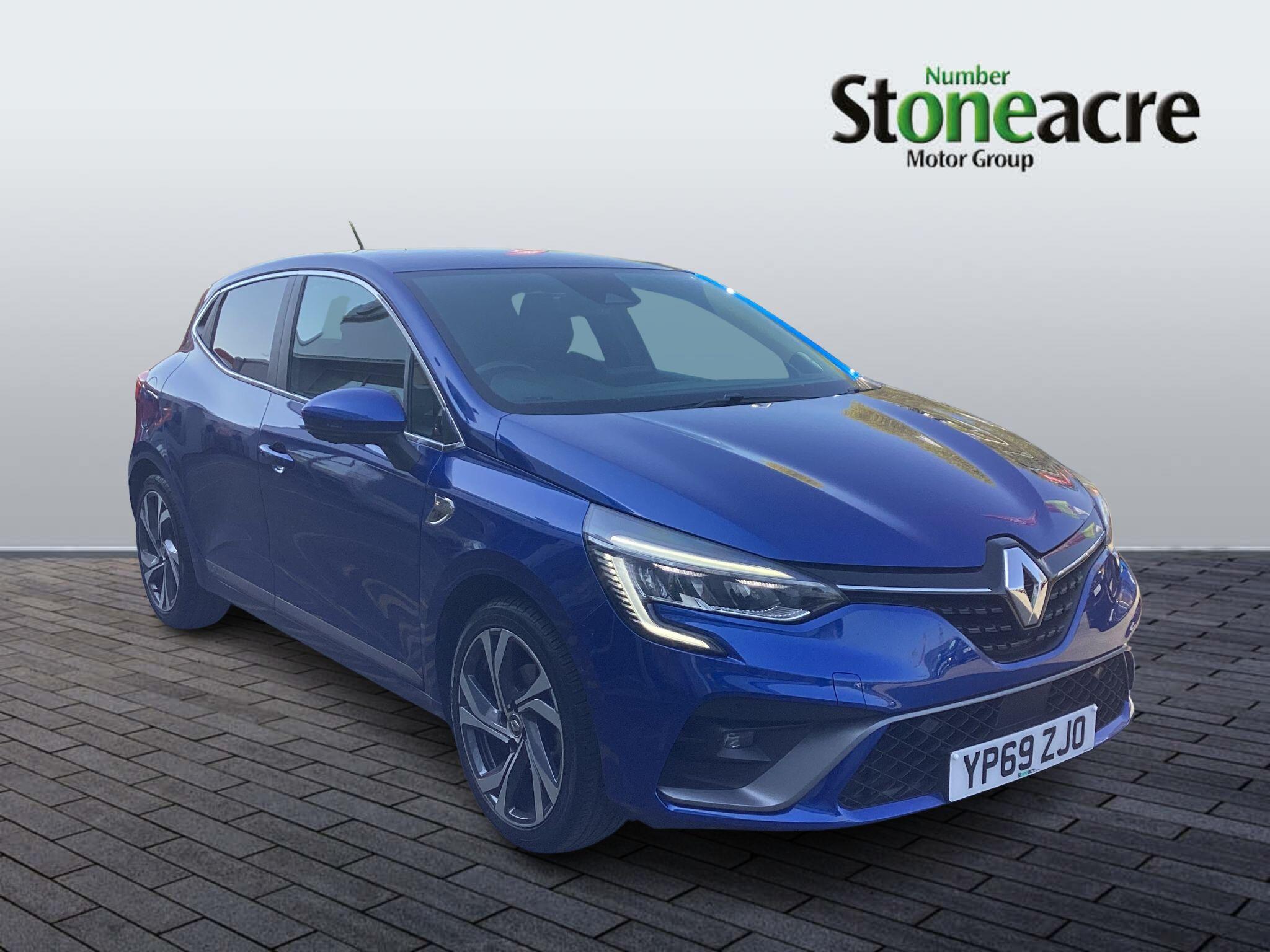 Main listing image - Renault Clio