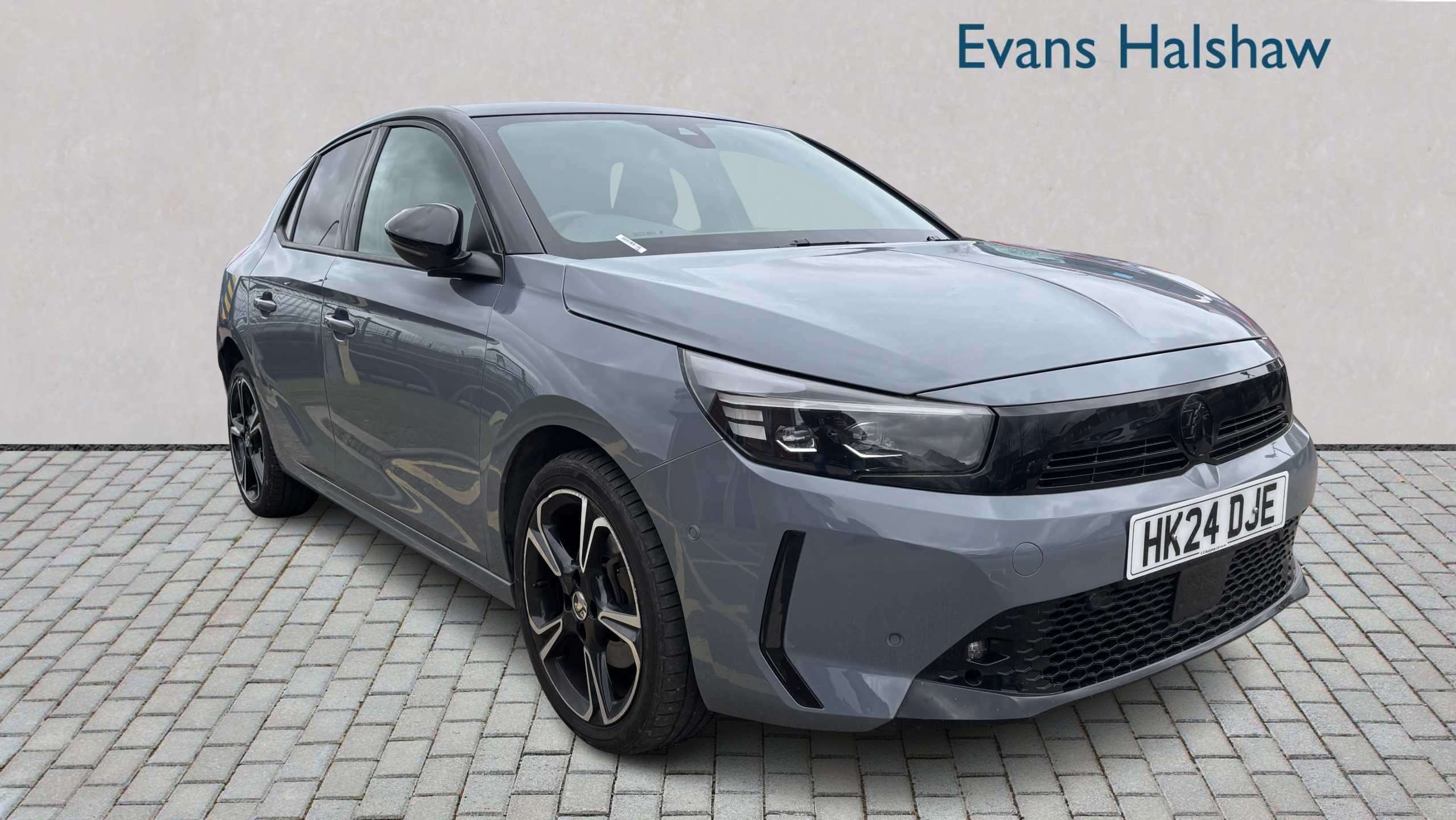 Main listing image - Vauxhall Corsa