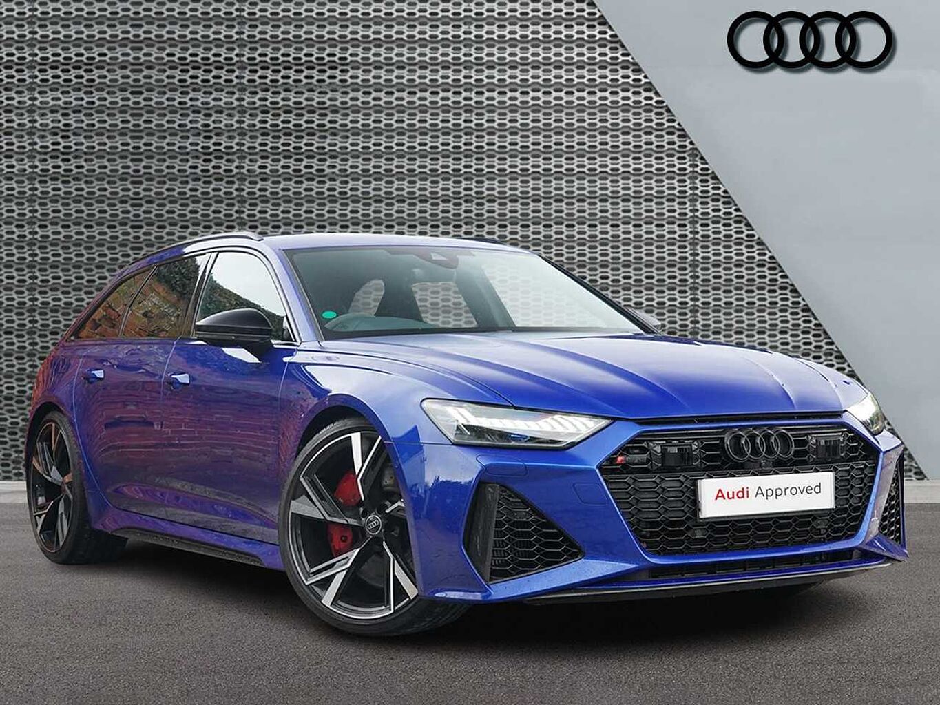Main listing image - Audi RS6