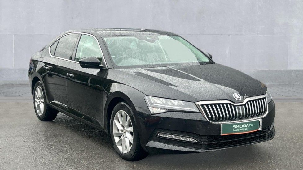 Main listing image - Skoda Superb