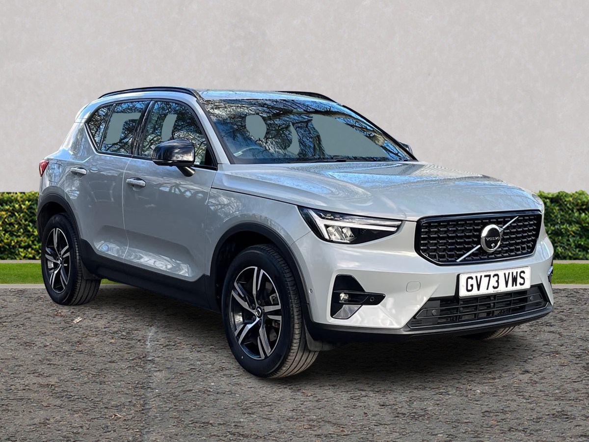 Main listing image - Volvo XC40