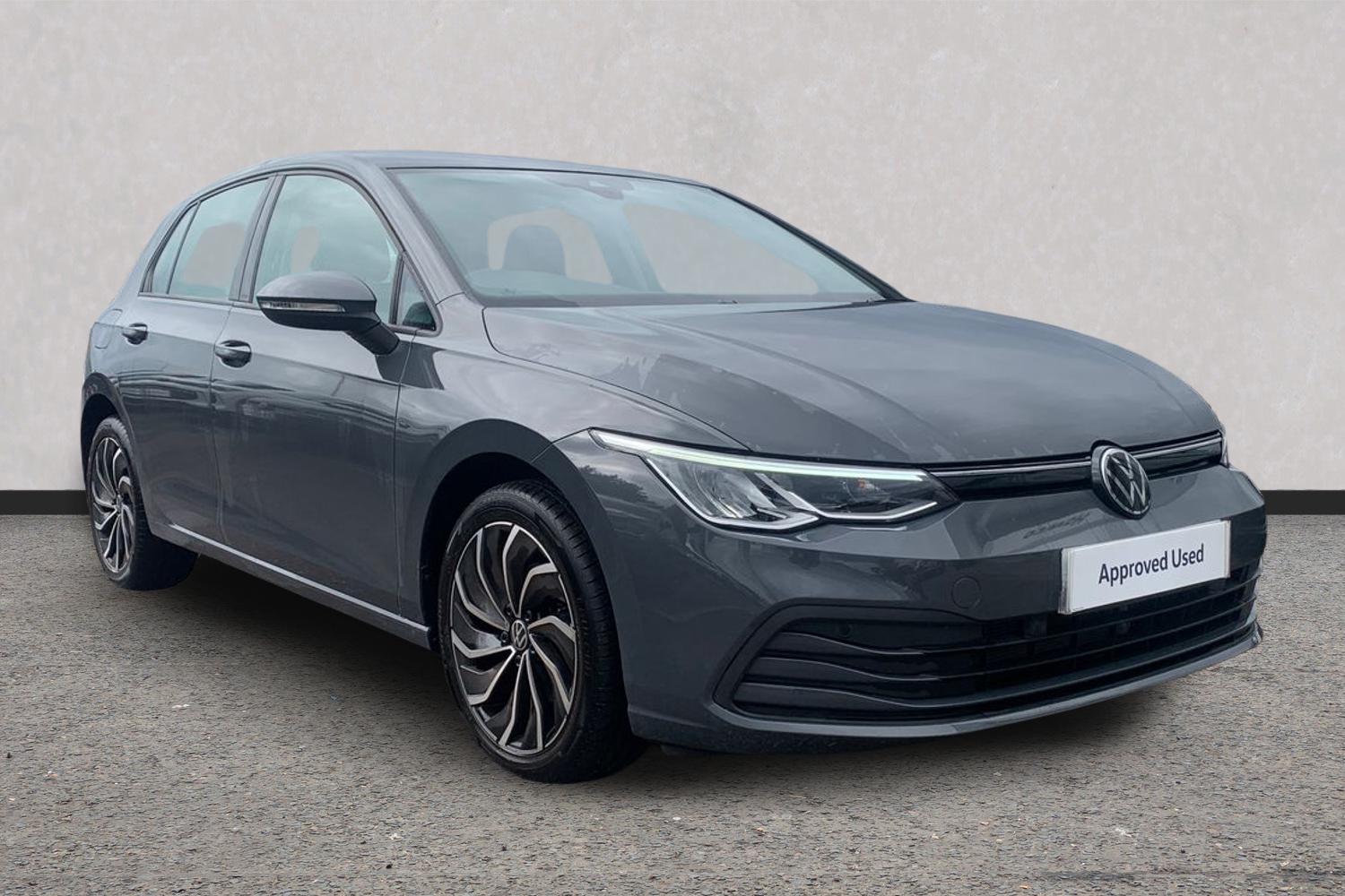 Main listing image - Volkswagen Golf