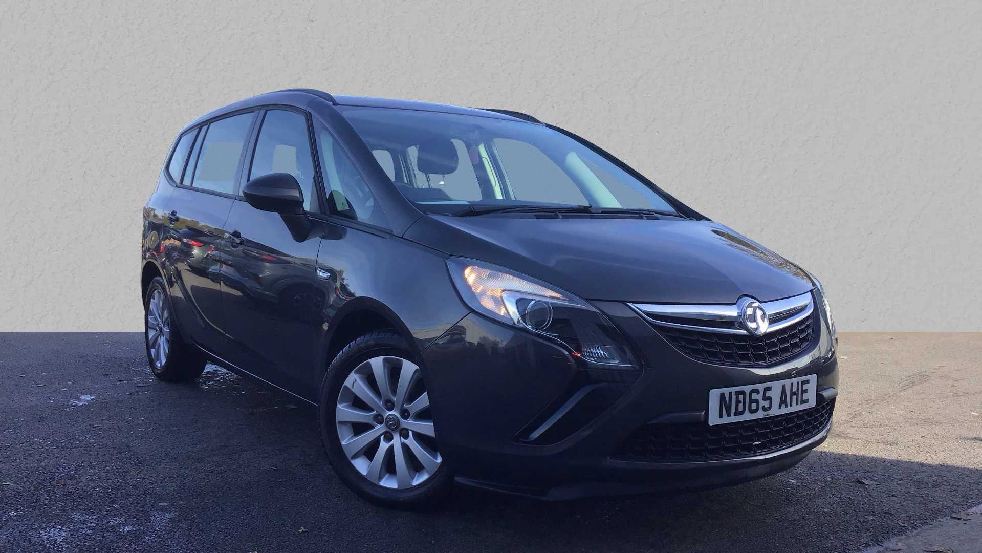 Main listing image - Vauxhall Zafira