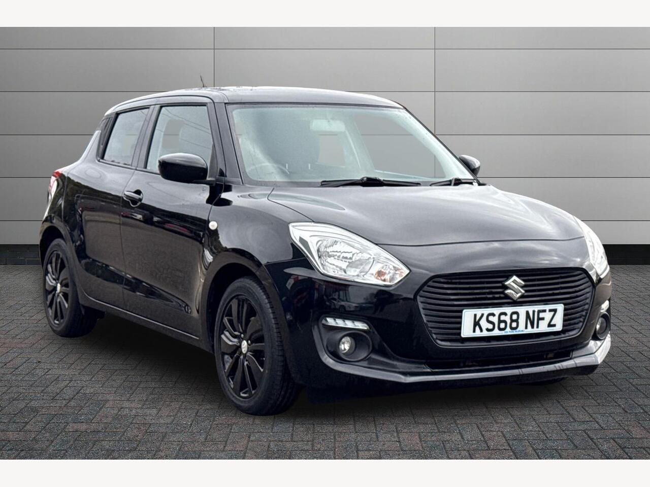 Main listing image - Suzuki Swift