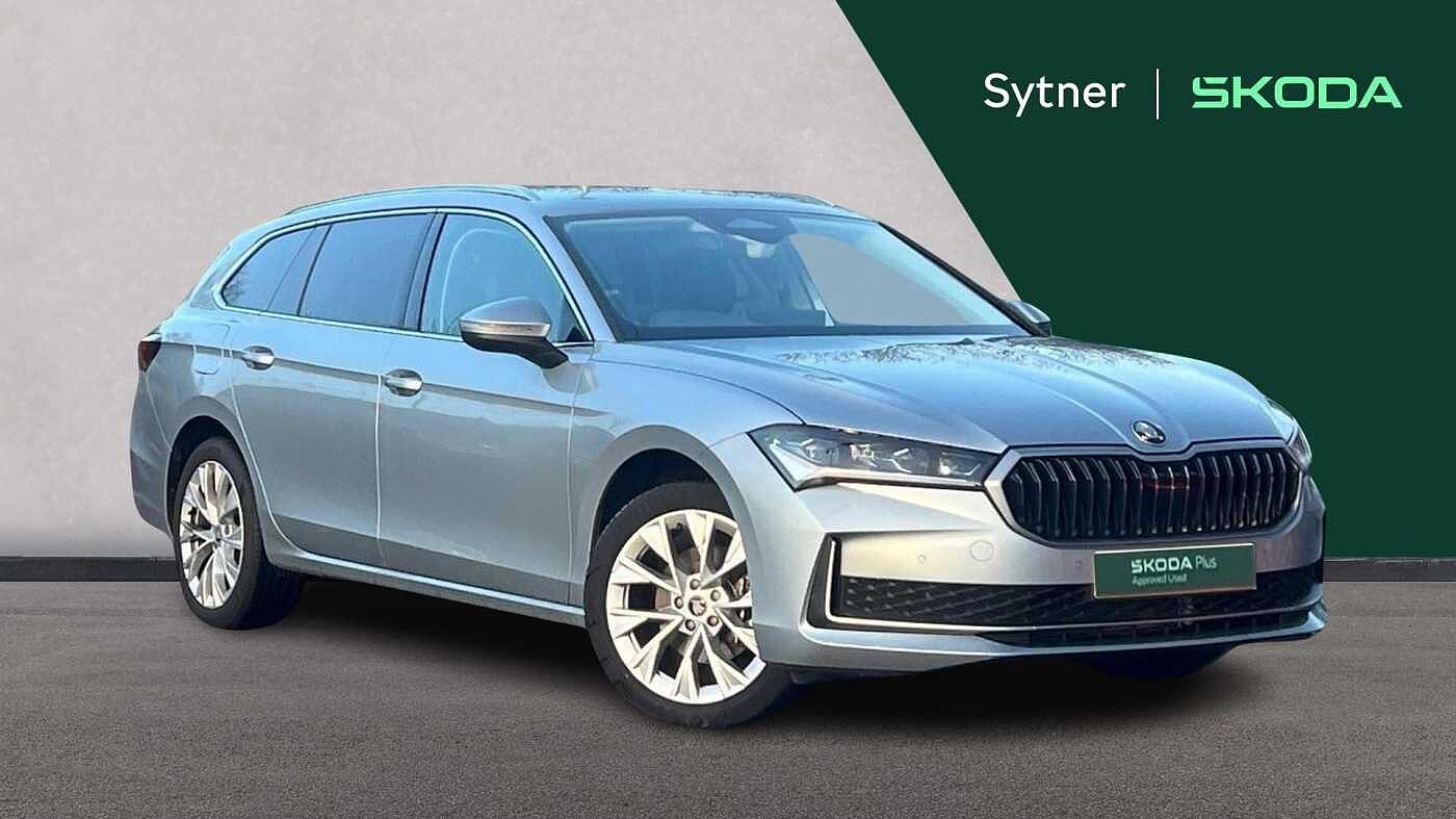 Main listing image - Skoda Superb Estate