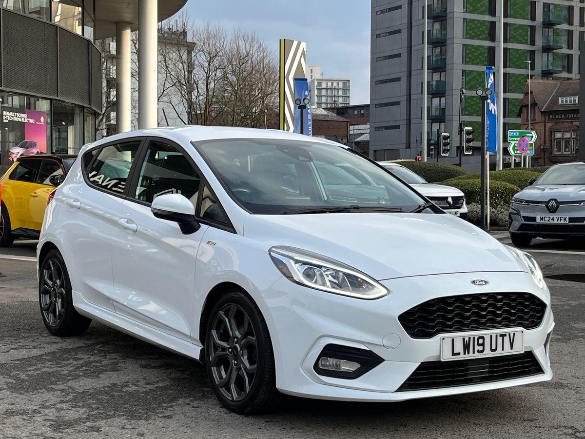 Main listing image - Ford Fiesta