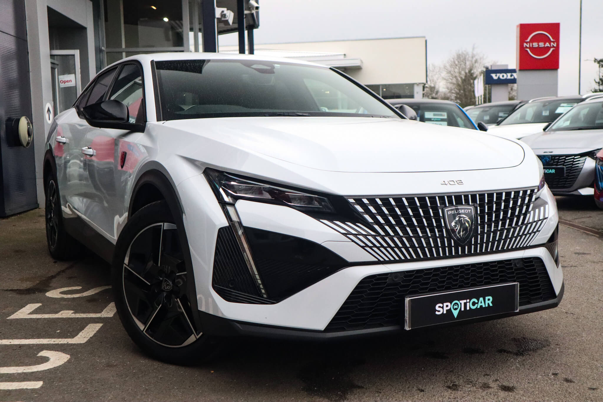 Main listing image - Peugeot 408